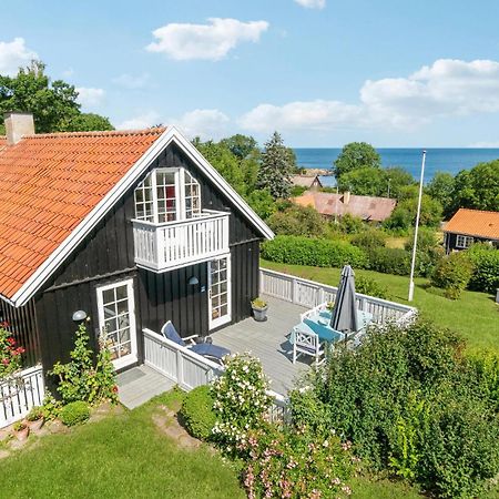 Lovely Home In Svaneke With House Sea View Zewnętrze zdjęcie